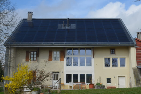 Lancement du service panneaux solaires